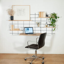 Modularer Schreibtisch Gassien Paris en Eiche und schwarzem Mundall, Homeoffice minimalistisch mit Regale Wands.