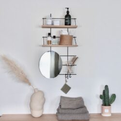 Wandregal Gassien Paris aus Holz und schwarzem Mundall für Badezimmer minimalistisch skandinavisch.